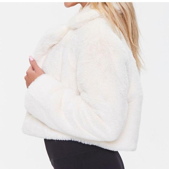 Forever 21 Faux Fur Cream Coat - Picture 3 of 3